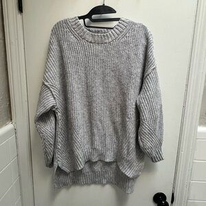 American Eagle Outfitters Light Gray Crew Neck Sweater